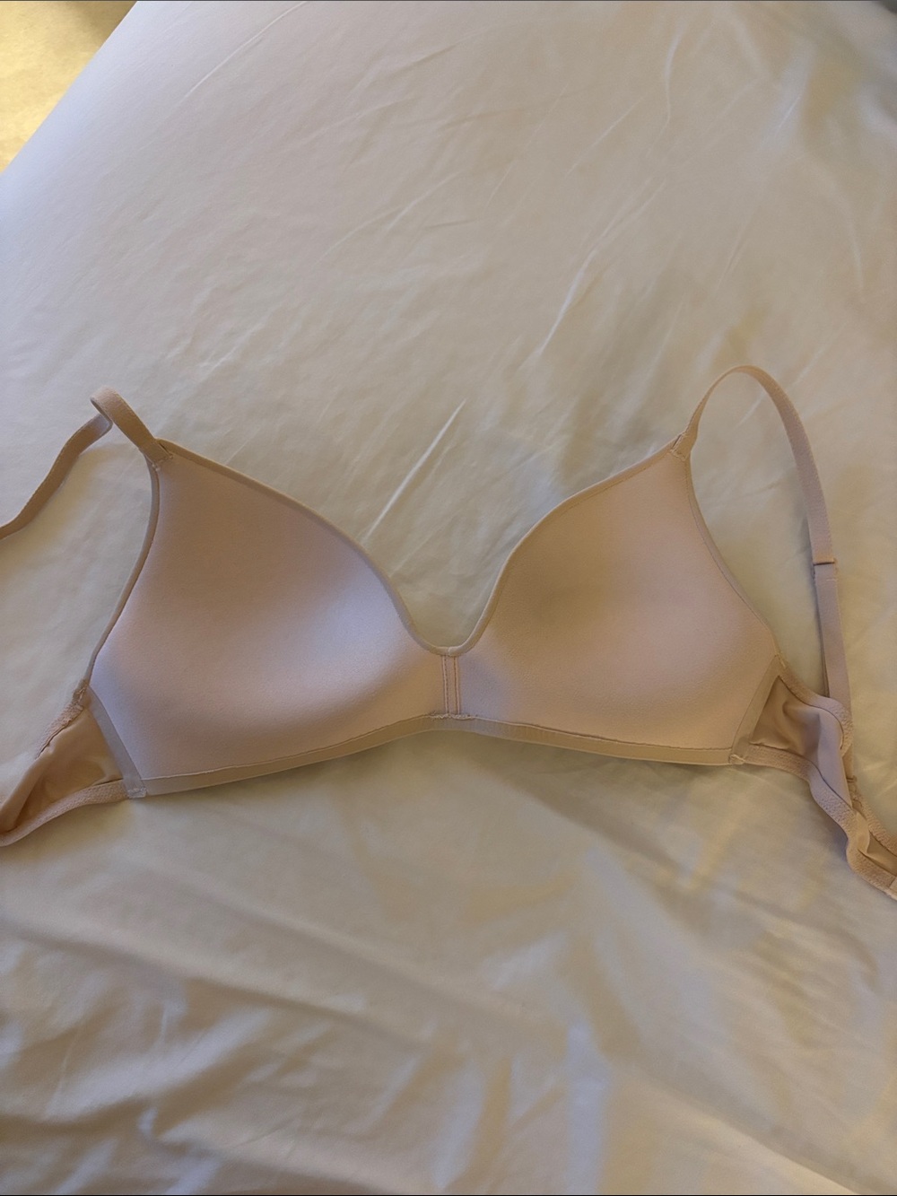 Cream Bra - Picture 2 of 2